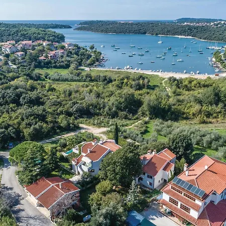 Dracice Vi 아파트 *